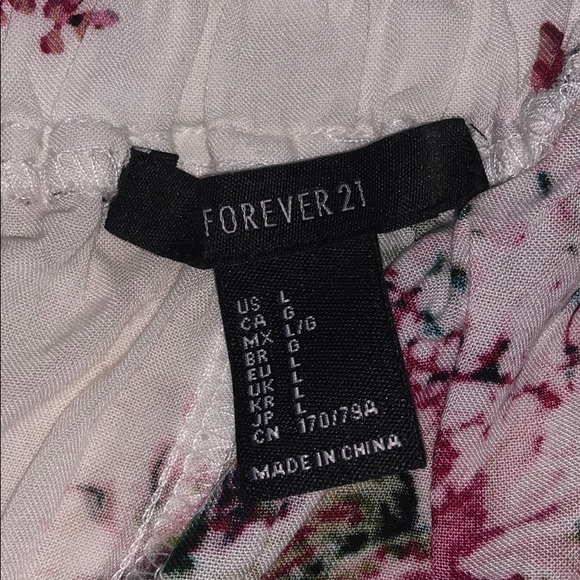 Shorts - Picture 5 of 5